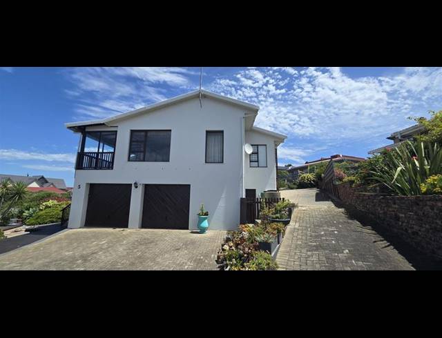 4 BEDROOM HOUSE FOR SALE IN REEBOK
